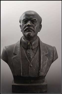 列宁铜雕塑