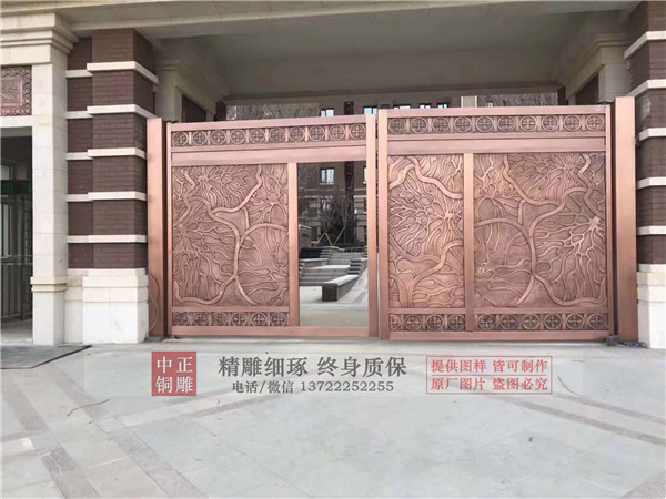 铜浮雕大门