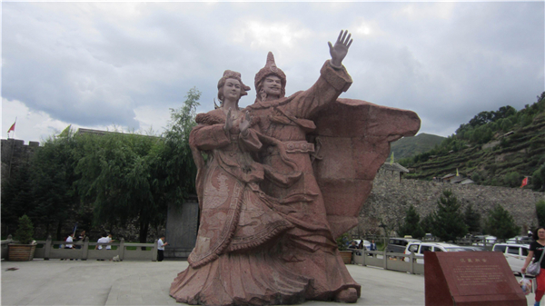 文成公主雕塑