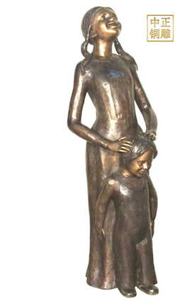母女铜像图片