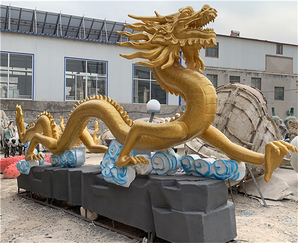 大型铜龙雕塑.jpg