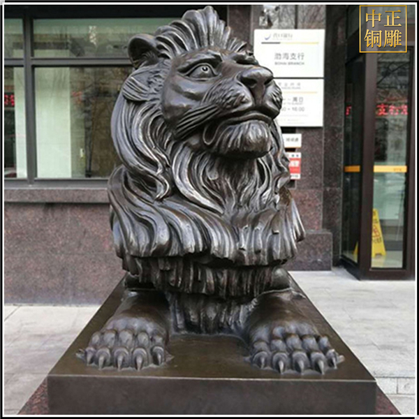 银行门口铜狮子