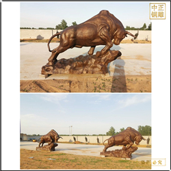 大型铸铜牛雕塑铸造厂