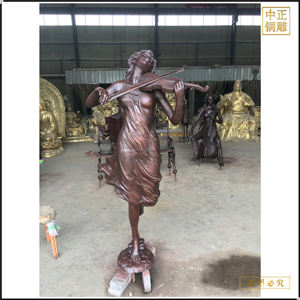 6拉小提琴景观雕塑铸造.jpg