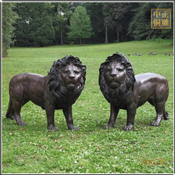 草坪铜狮子雕塑