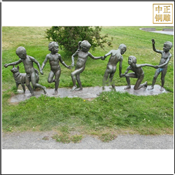 现代小孩公园玩耍人物铜雕塑