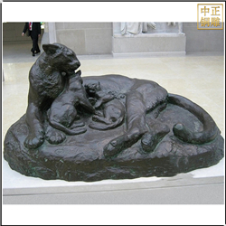 青铜母老虎和小老虎铜雕塑