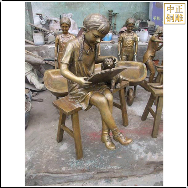 校园小女孩看书铜雕塑.jpg