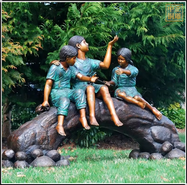 三个小孩园林景观雕塑
